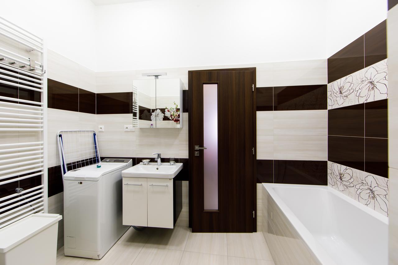 Aplend City Apartments Na Vrsku براتسيلافا المظهر الخارجي الصورة